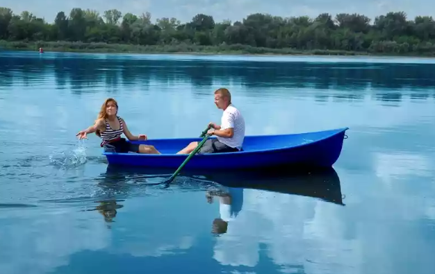 Стеклопластиковая лодка Дельфин в Северодвинске