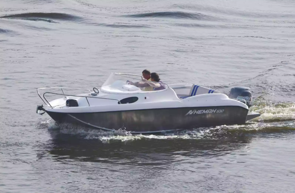 Комбинированный катер Neman-530 с каютой в Северодвинске