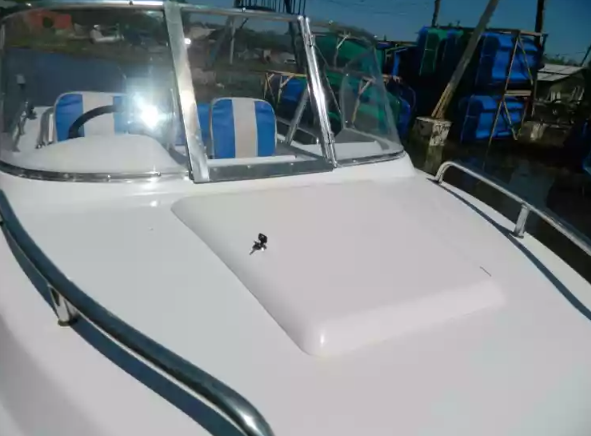 Стеклопластиковый катер Wyatboat-430 M (тримаран) в Северодвинске