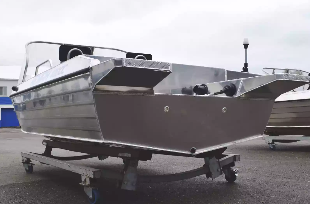 Алюминиевый катер Neman-400 DC в Северодвинске