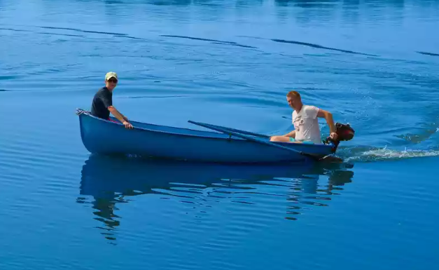 Стеклопластиковая лодка Омуль в Северодвинске