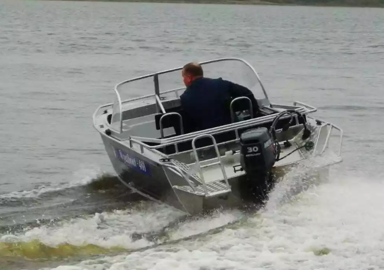 Алюминиевый катер Wyatboat-460 DCM в Северодвинске