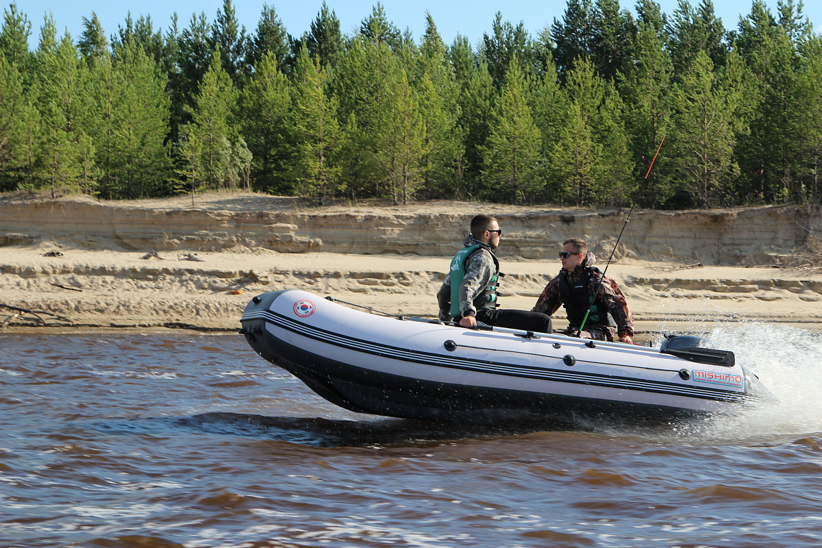 Лодка MISHIMO LITE DF 400 в Северодвинске