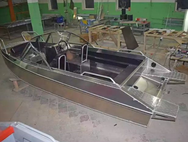 Алюминиевый катер Неман-500 DC (без покраски) в Северодвинске