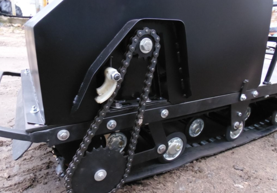 Мотобуксировщик AhtaR Зима 15 л/с с вариатором в Северодвинске