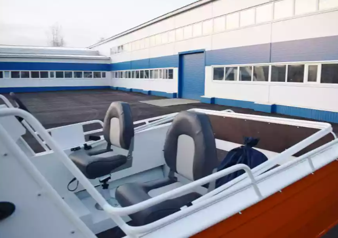 Алюминиевый катер Неман-500 (каютный) в Северодвинске