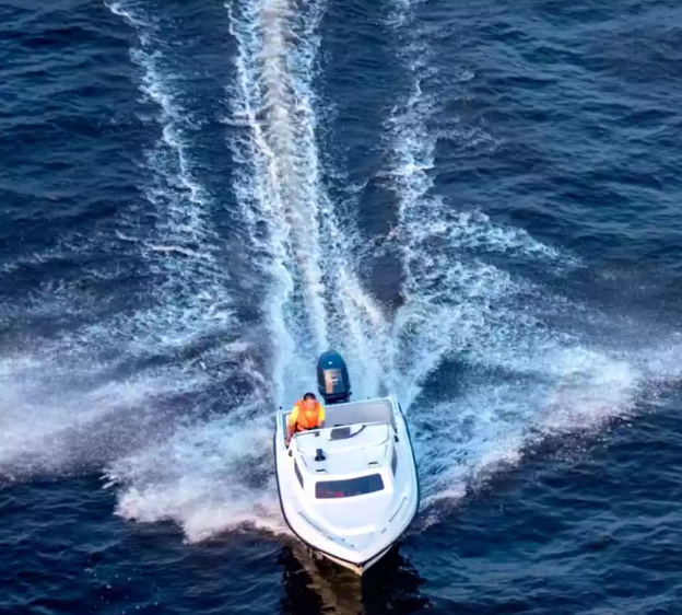 Стеклопластиковый катер Neman-500 в Северодвинске