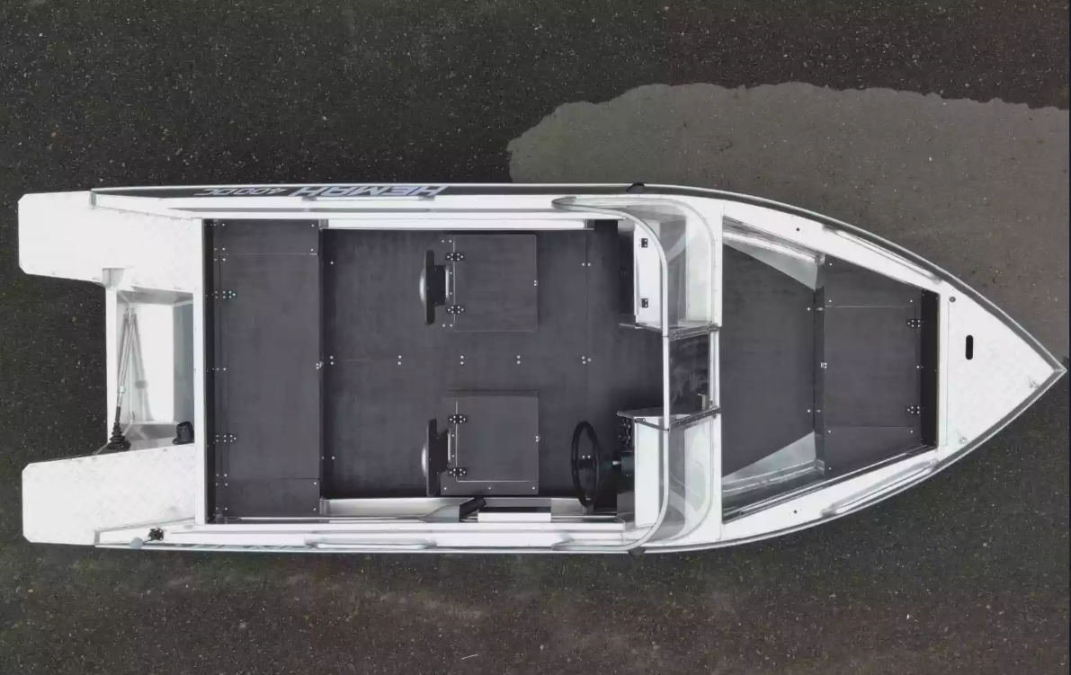 Алюминиевый катер Neman-400 DC в Северодвинске