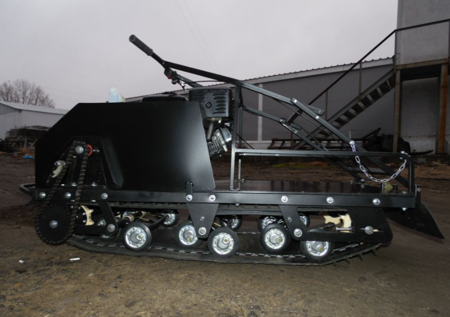 Мотобуксировщик AhtaR Зима 15 л/с с вариатором в Северодвинске