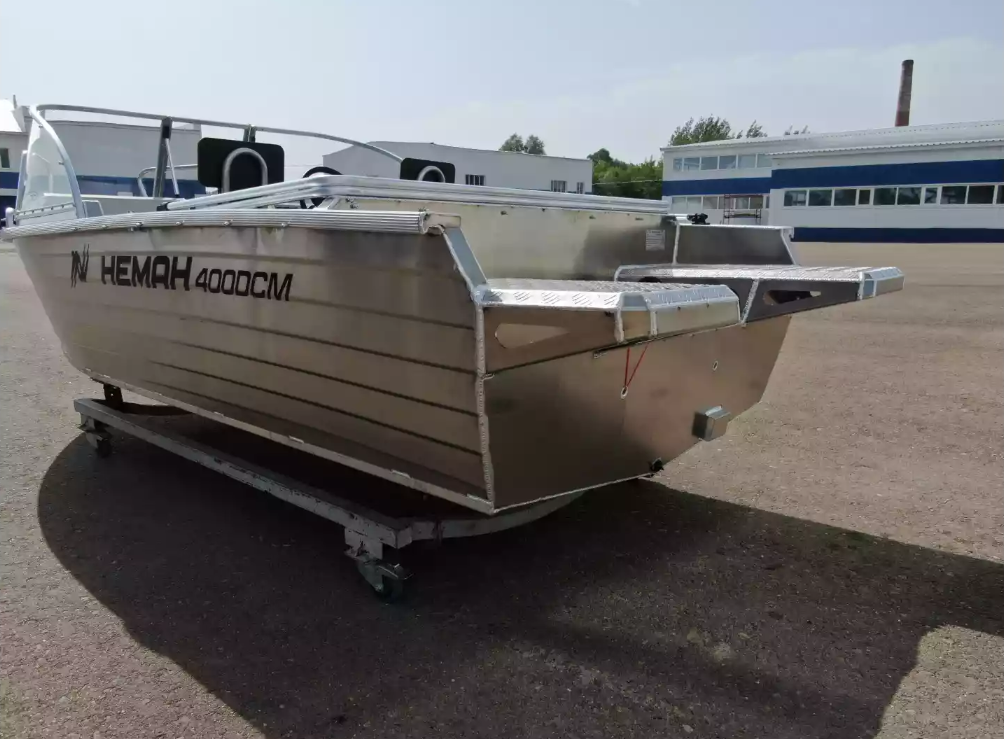 Алюминиевая лодка  Неман-400 DCM NEW в Северодвинске