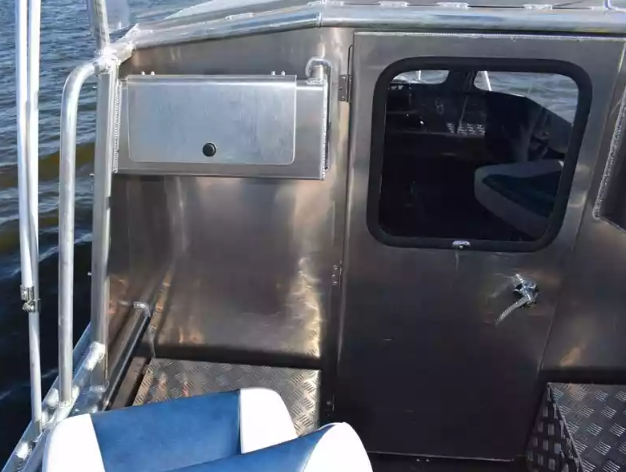 Алюминиевый катер Неман 550 с каютой в Северодвинске