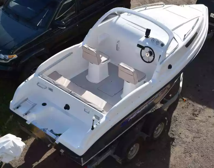 Комбинированный катер Neman-550 с каютой в Северодвинске