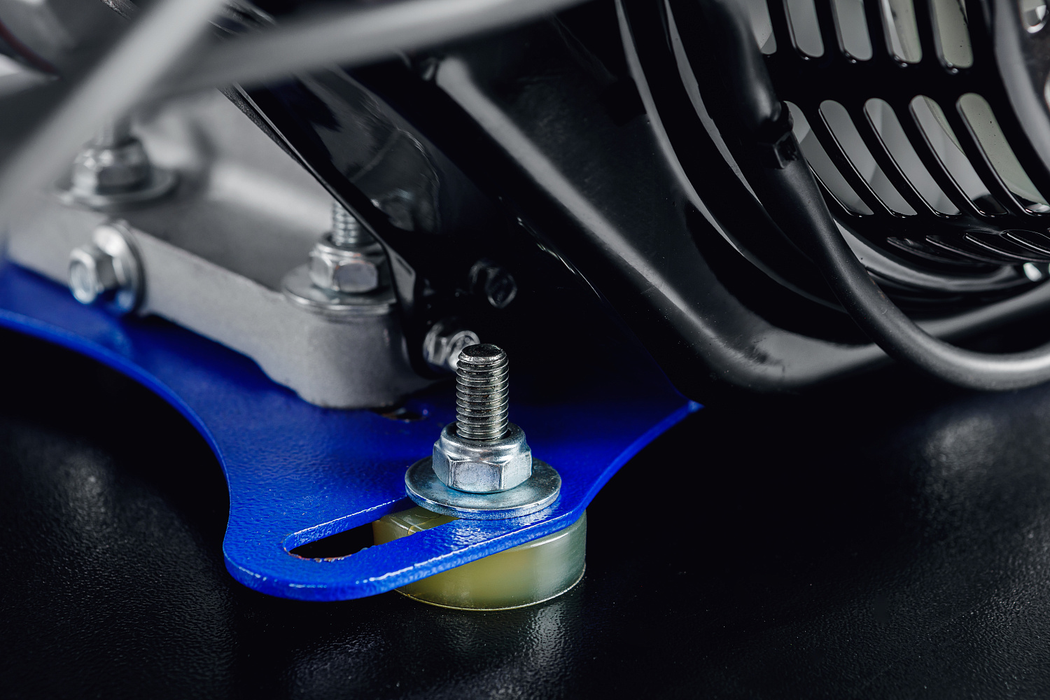 МОТОБУКСИРОВЩИК IKUDZO LONG 2.0 1700/500 EKR19 в Северодвинске