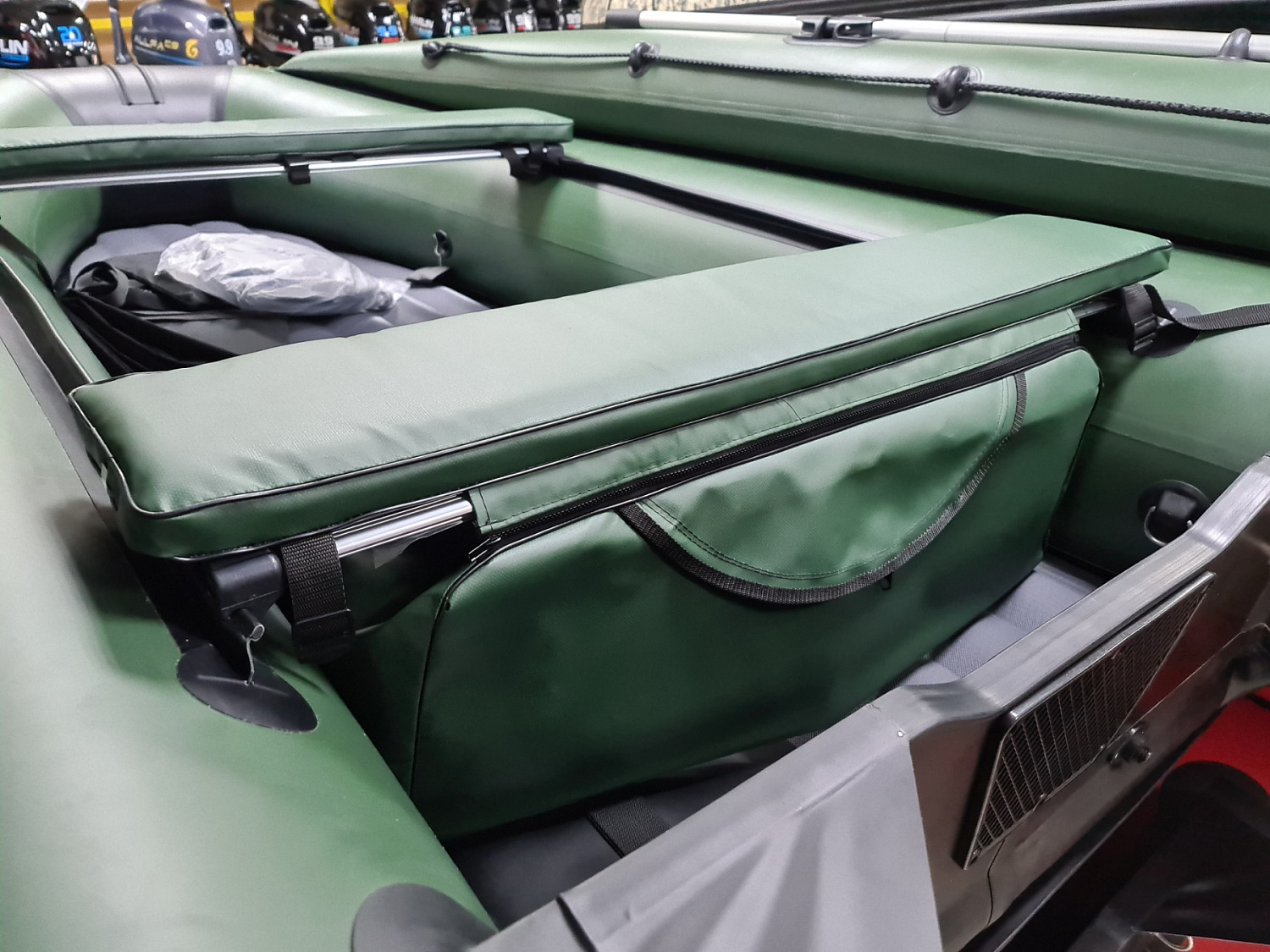 КОМПЛЕКТ МЯГКИХ НАКЛАДОК С СУМКОЙ ДЛЯ ЛОДОК 90Х20 ЗЕЛЕНЫЙ в Северодвинске