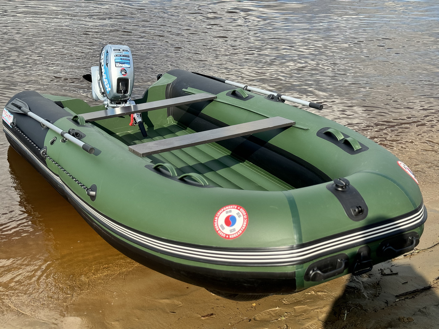 Лодка MISHIMO BIG FLOOR 400 в Северодвинске