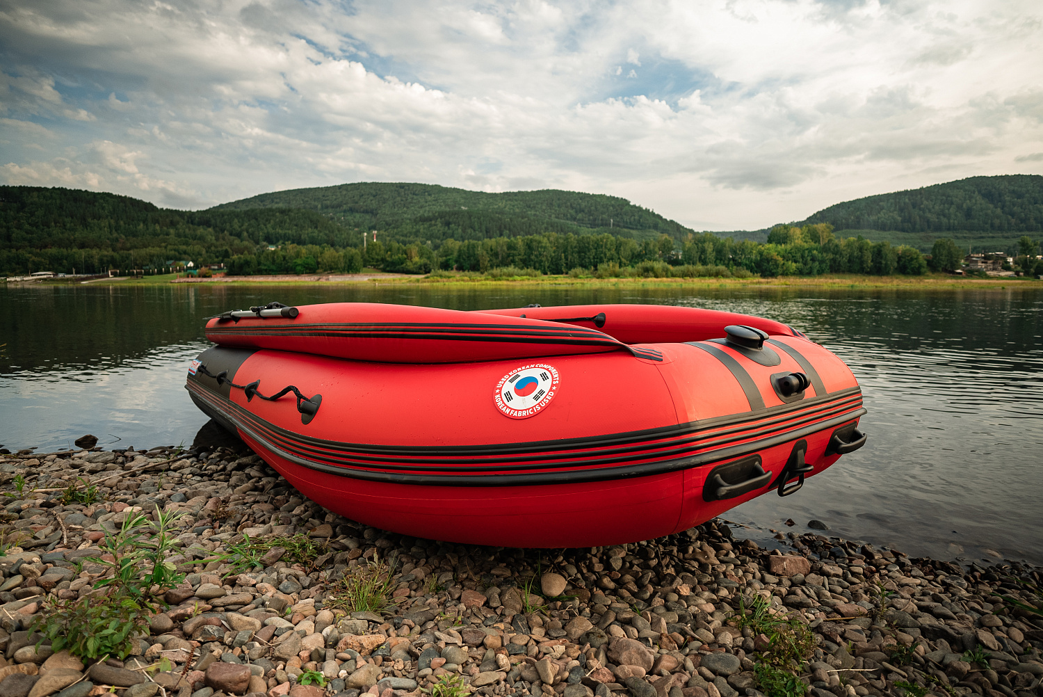 Лодка MISHIMO RIVER FJET PRO 430  под водомет в Северодвинске
