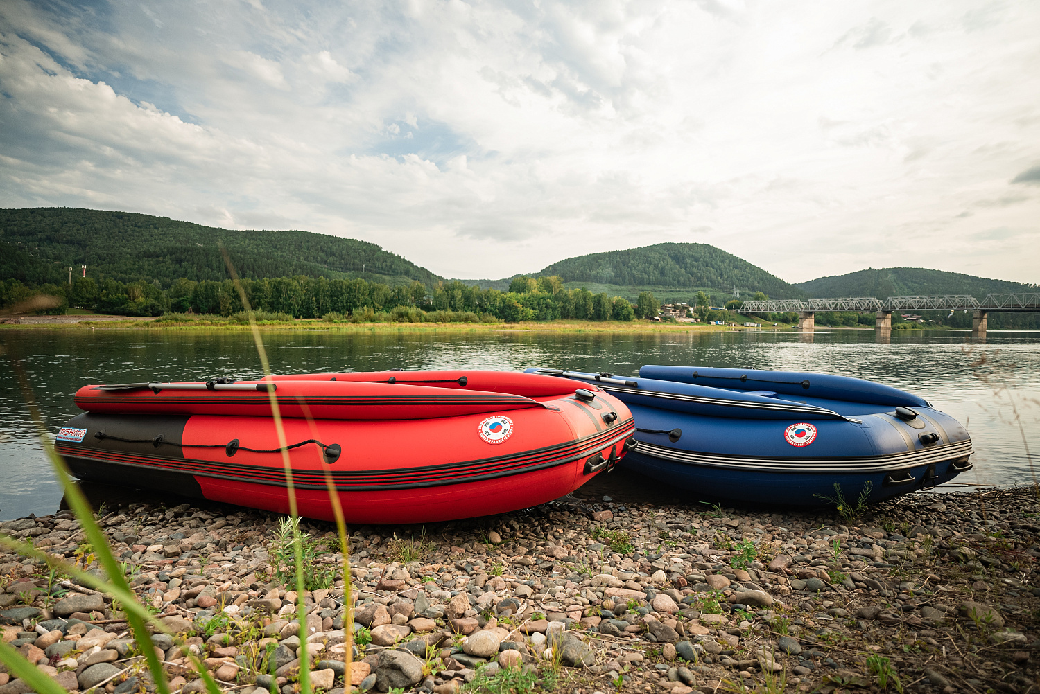 Лодка MISHIMO RIVER FJET PRO 430  под водомет в Северодвинске