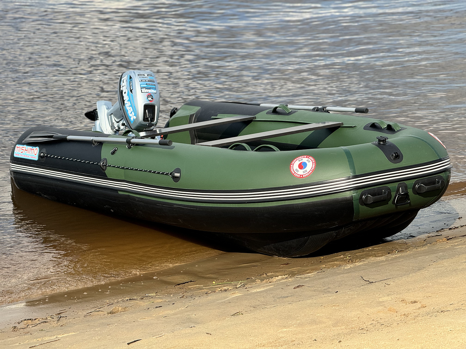 Лодка MISHIMO BIG FLOOR 400 в Северодвинске