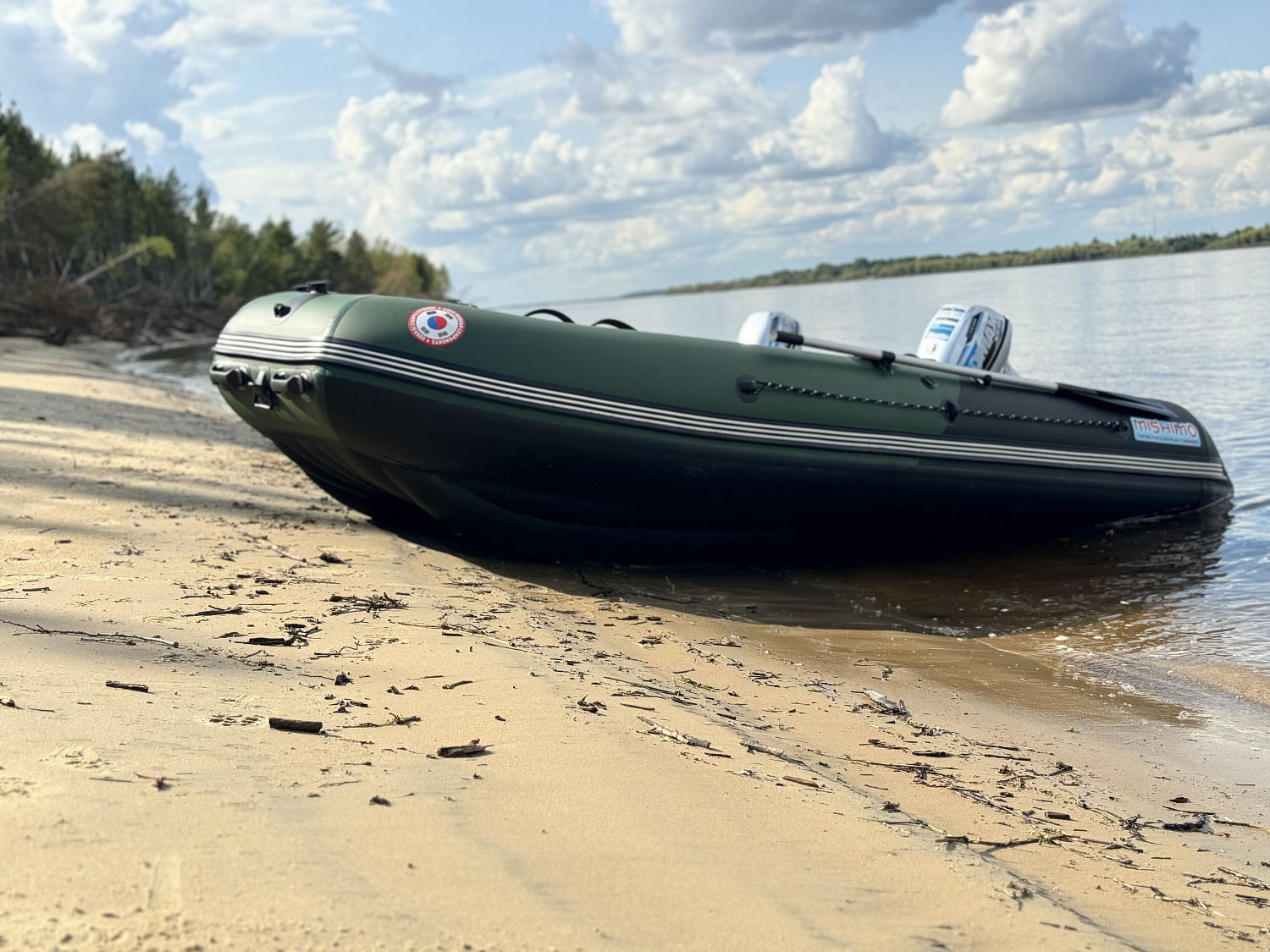 Лодка MISHIMO BIG FLOOR 400 в Северодвинске